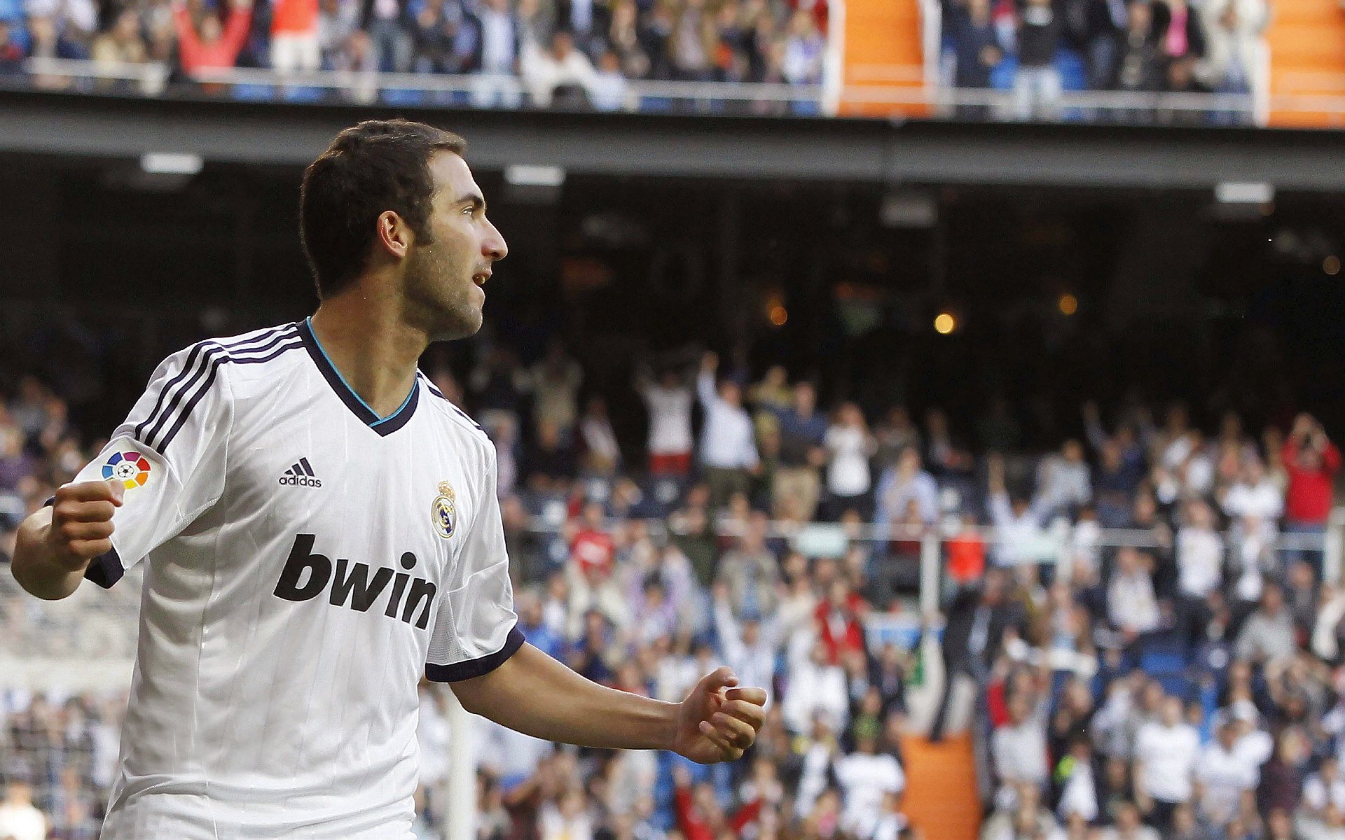 世界杯2026-霍勒迪爆发，深圳队一波带走火箭，当小人物成为球场主宰者