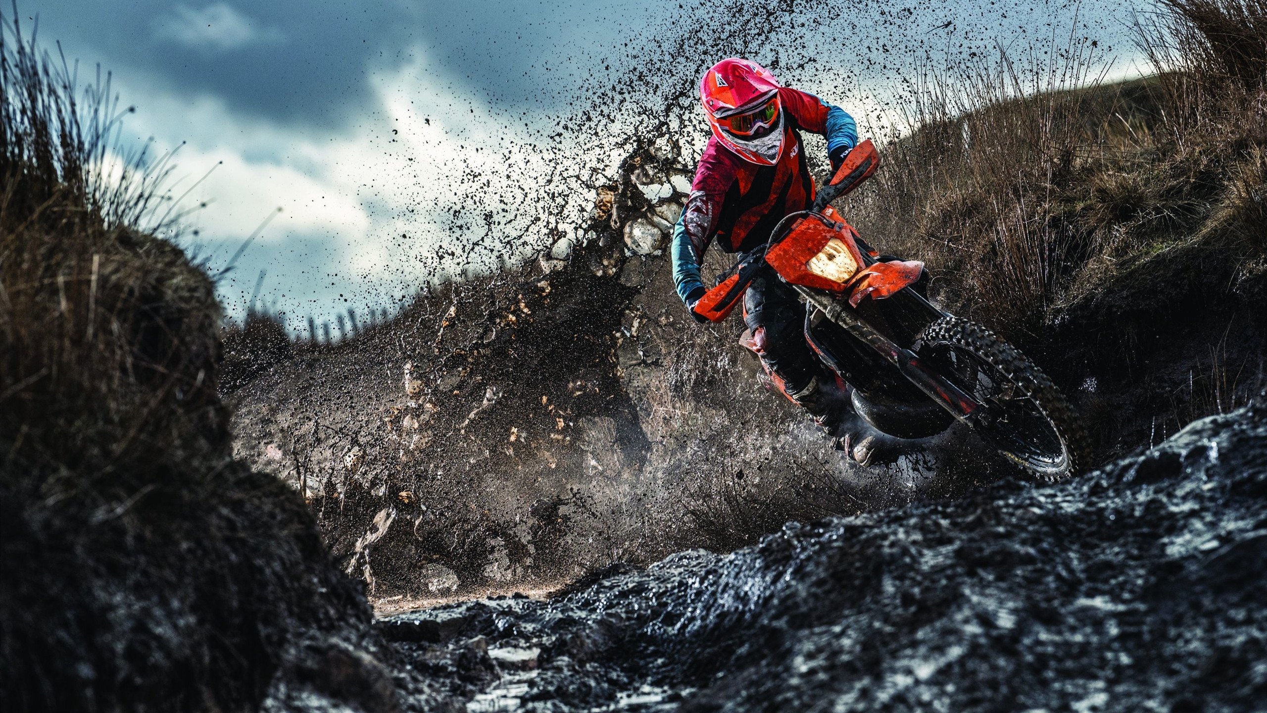 F1年度争冠之夜,哈登发挥堪称完美,赛道与球场的双重奏鸣