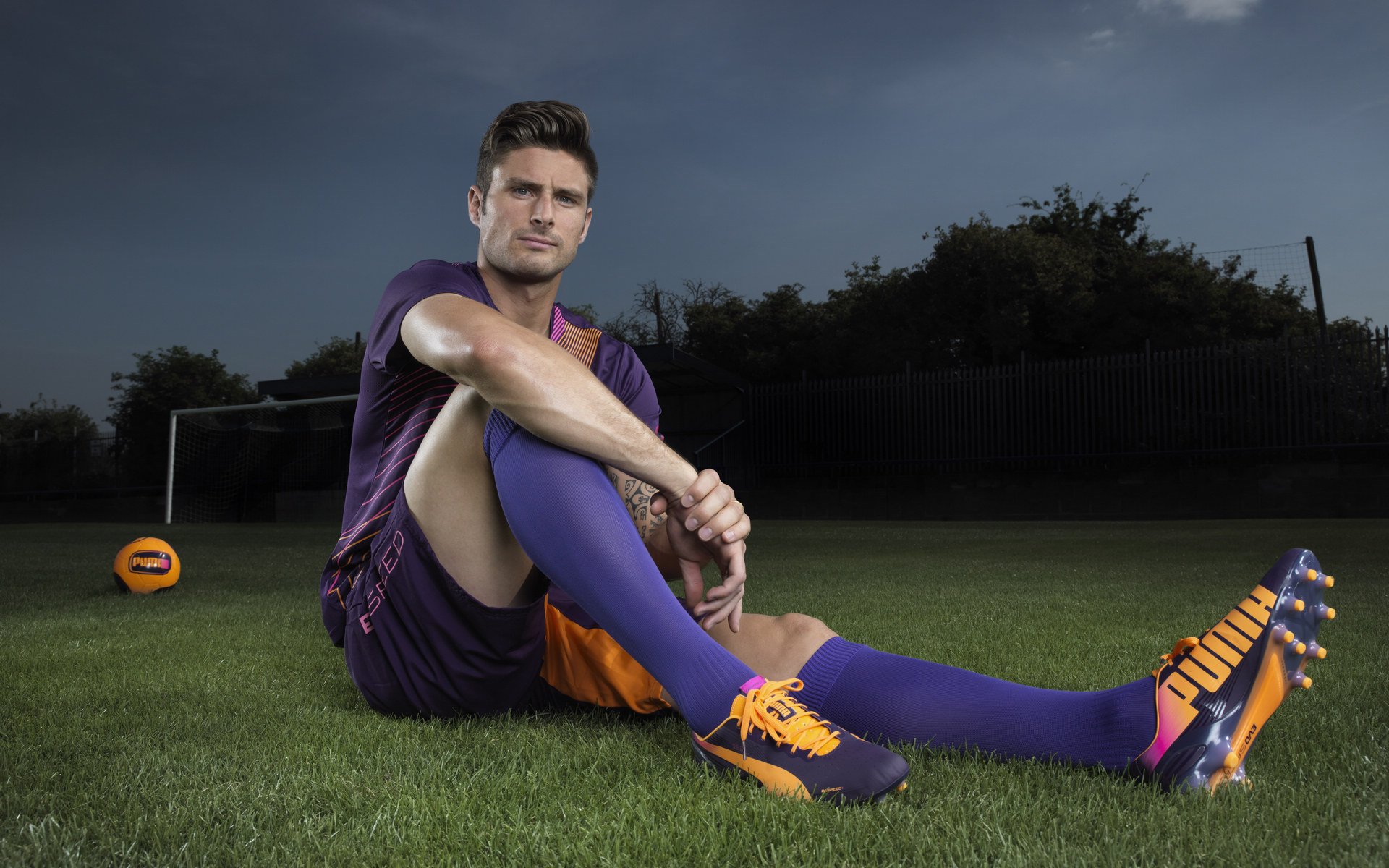 当若日尼奥统治攻防两端，NBA季后赛之夜的跨界启示