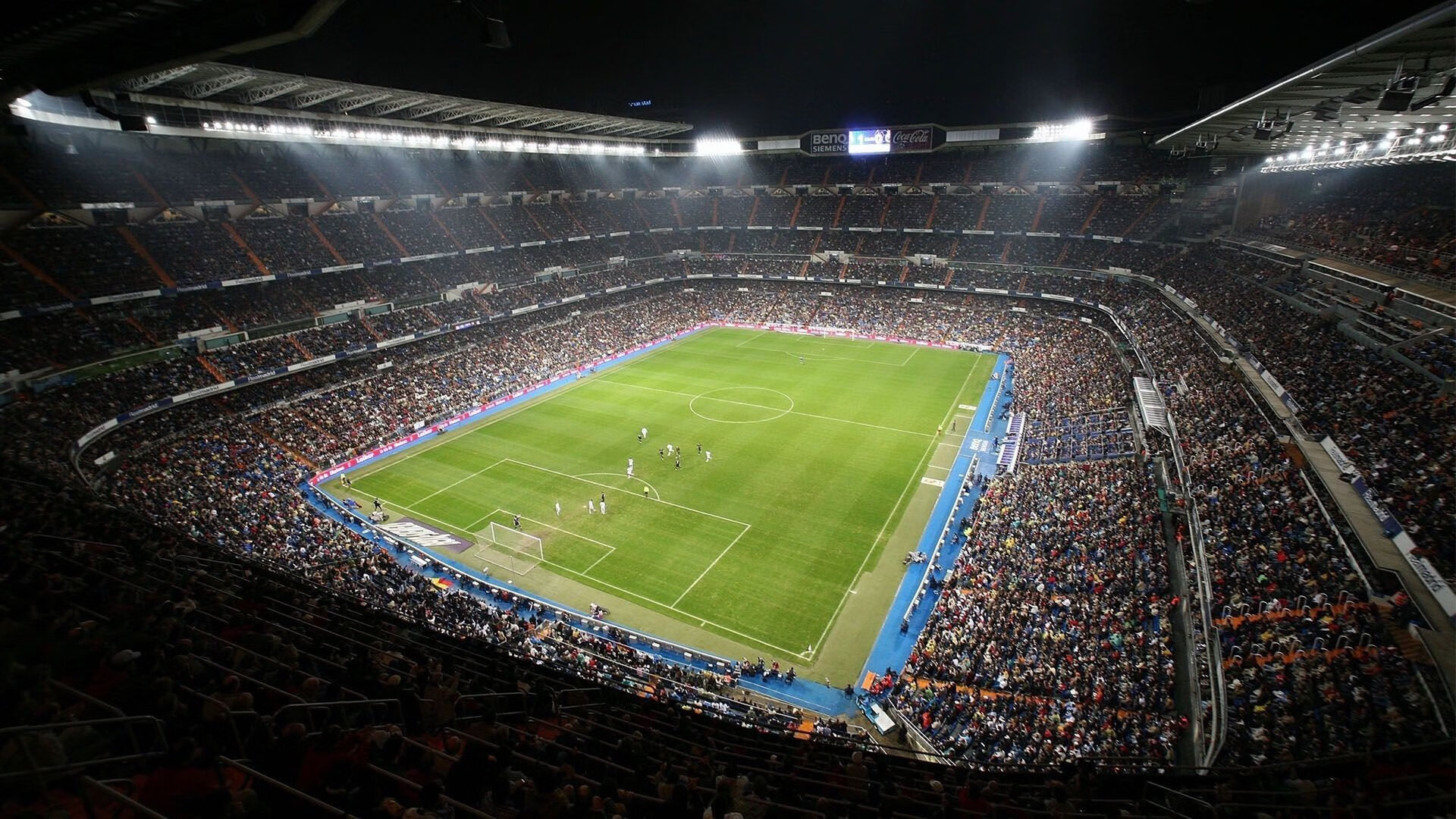 奇迹之夜，2026世界杯D组焦点战，越南绝杀尼日利亚，坎塞洛主宰比赛